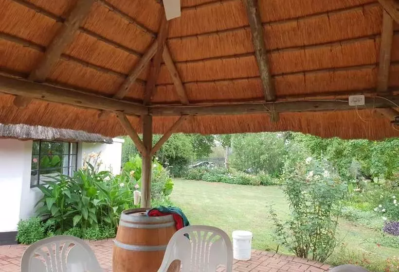 Piccadilly Farm Cottages