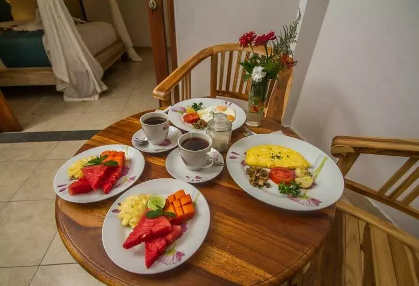 ベッドアンドブレックファースト Akusara House