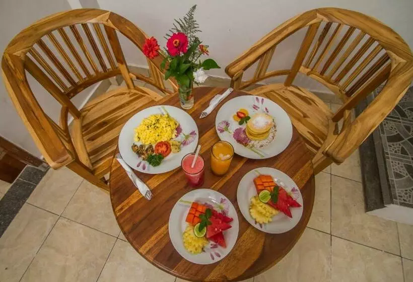 ベッドアンドブレックファースト Akusara House