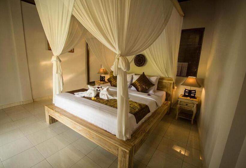 Bed and Breakfast Akusara House