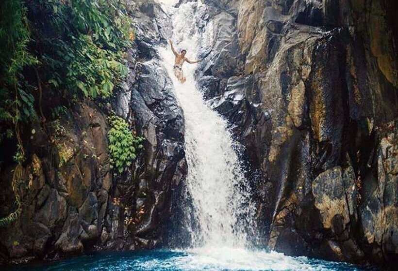 Bed and Breakfast Lotus Guesthouse Sudaji