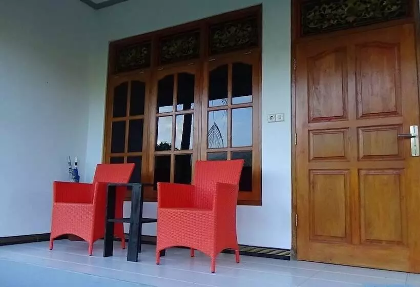 Aamiaismajoitus (B&B) Lotus Guesthouse Sudaji