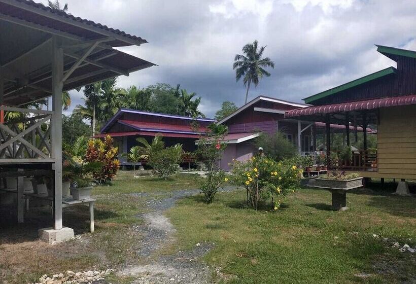 צימר Pondok Oma Surf Simeulue