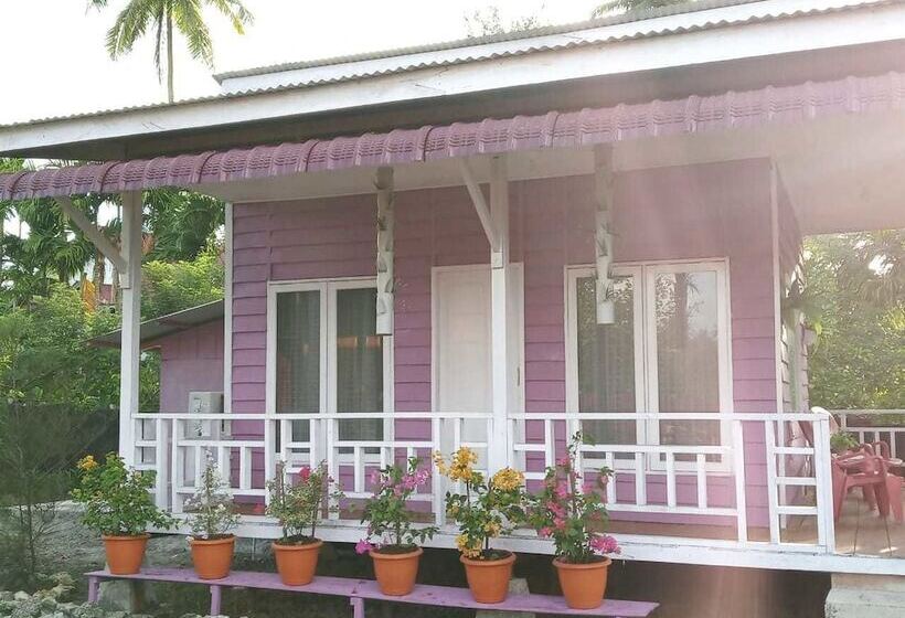 צימר Pondok Oma Surf Simeulue