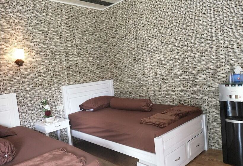 צימר Pondok Oma Surf Simeulue