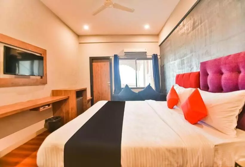 ホテル Super Capital O Amit Palace