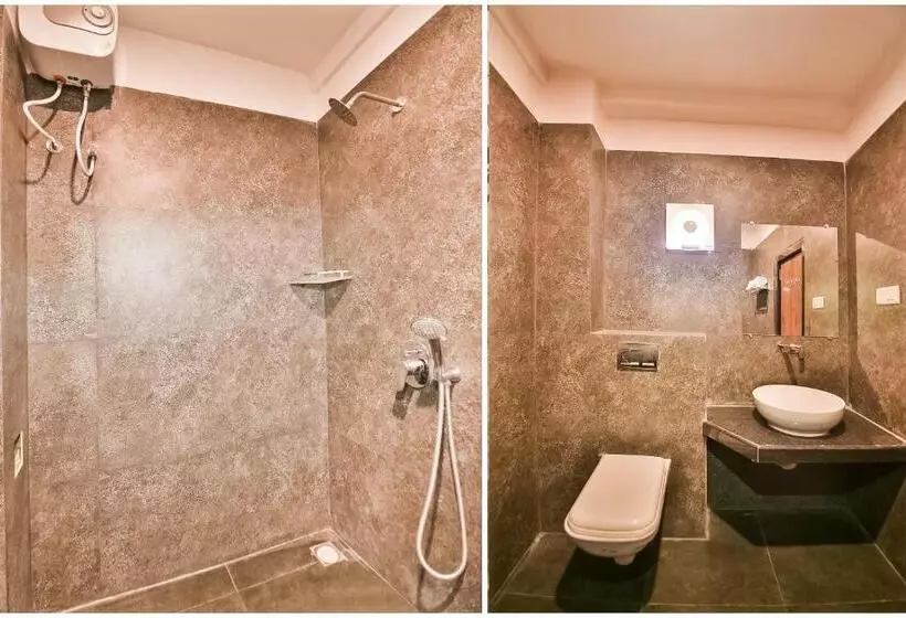 ホテル Super Capital O Amit Palace