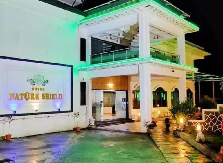 ホテル Nature Shield Lonavala