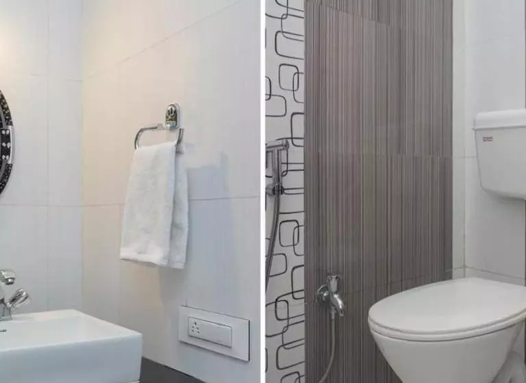 ホテル Nature Shield Lonavala