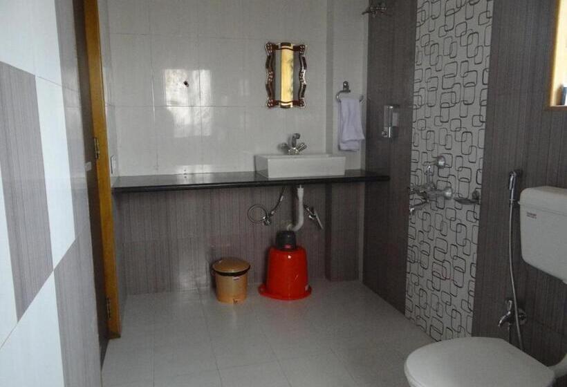 Hotel Nature Shield Lonavala