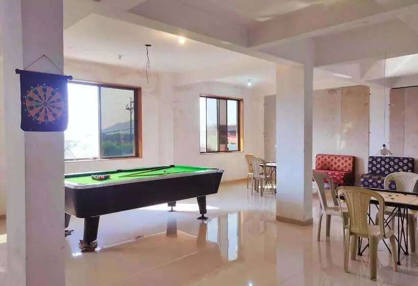 ホテル Nature Shield Lonavala