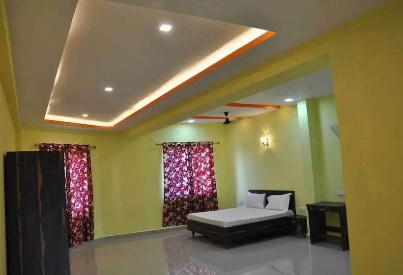 Hotel Pride Residency