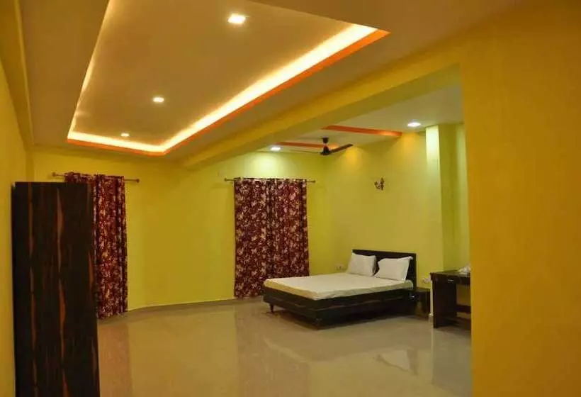 Hotel Pride Residency