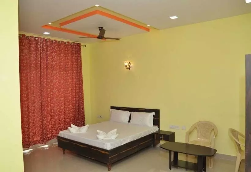 Hotel Pride Residency