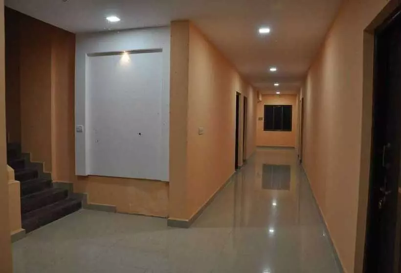 Hotel Pride Residency