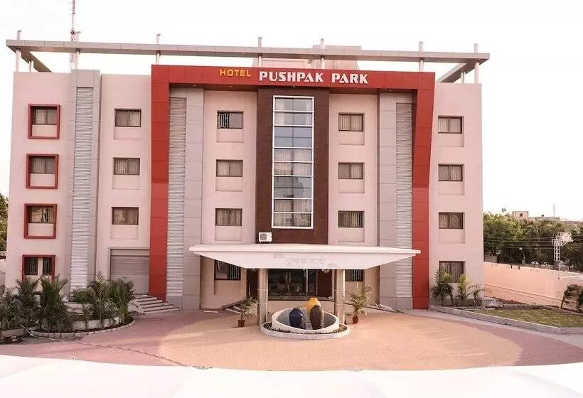 Hotelli Pushpak Park