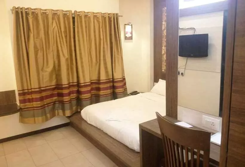 Hotelli Pushpak Park