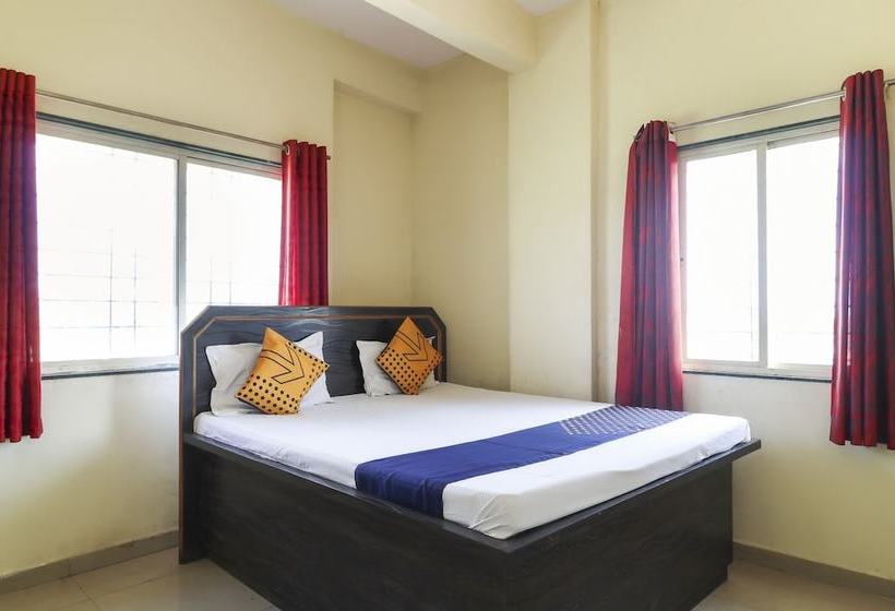 Szálloda Spot On 37864 Royal Stone