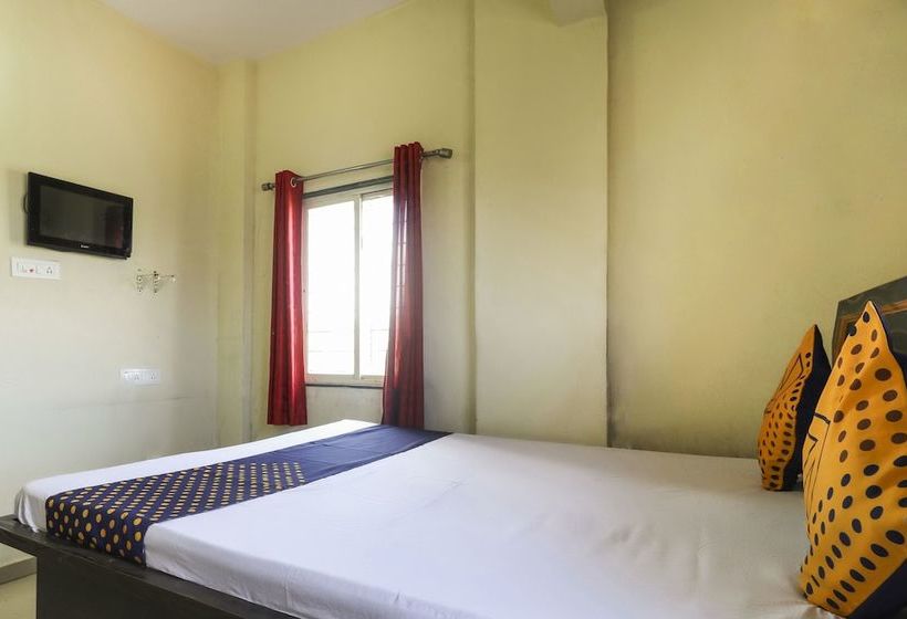 Szálloda Spot On 37864 Royal Stone