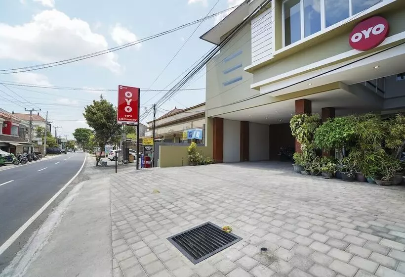 Hotelli Tb's Homestay By Oyo Rooms