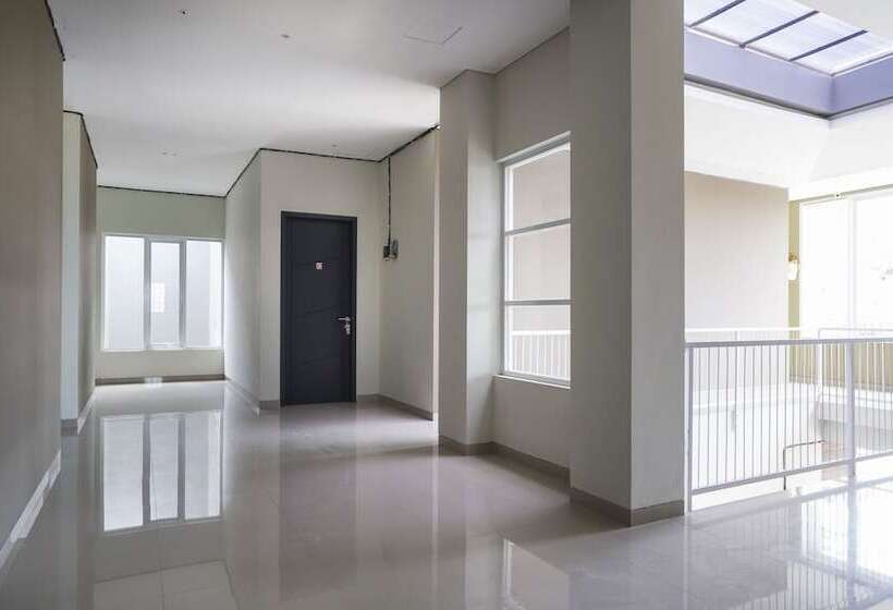 בית מלון כפרי Tb's Homestay By Oyo Rooms