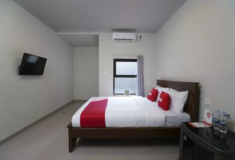 Hotelli Tb's Homestay By Oyo Rooms