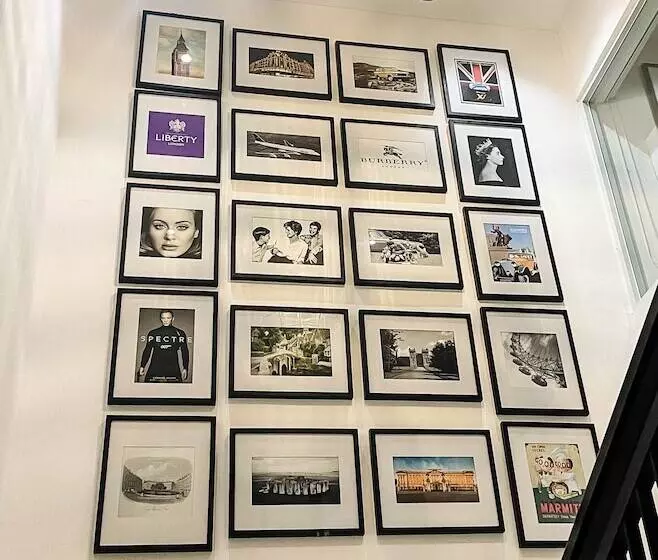 ホテル The London Residences Boutique