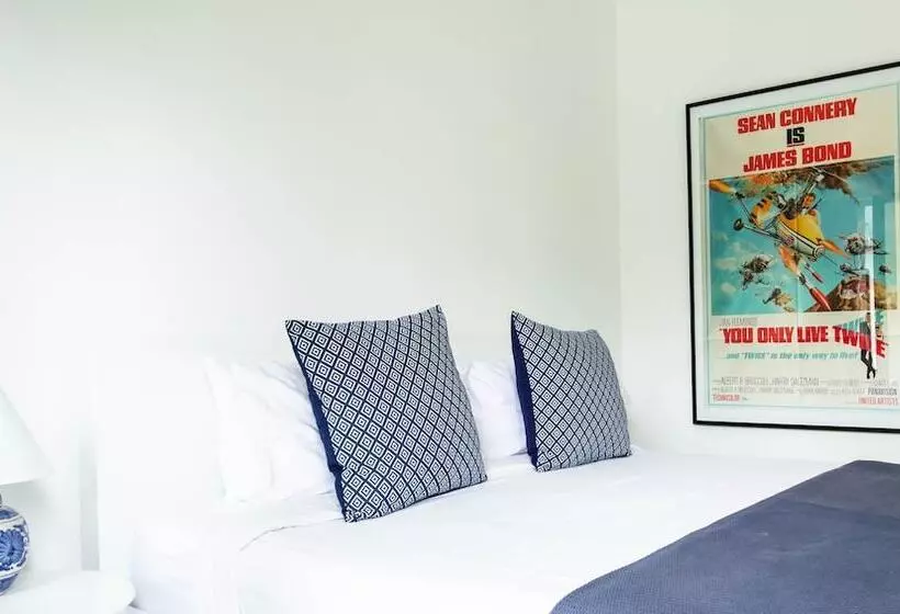 ホテル The London Residences Boutique