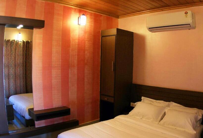 בית מלון כפרי The Reserve Gorumara