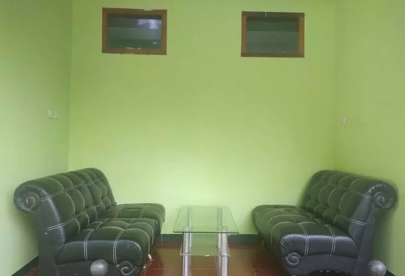 پانسیون Cipaniis Asri