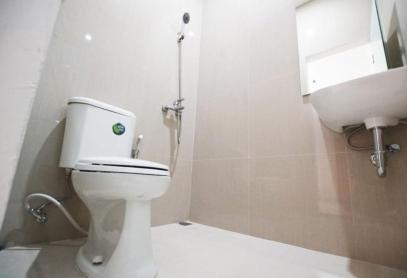 Pensão Rendezvous Sunter 1 By Apatel 08k