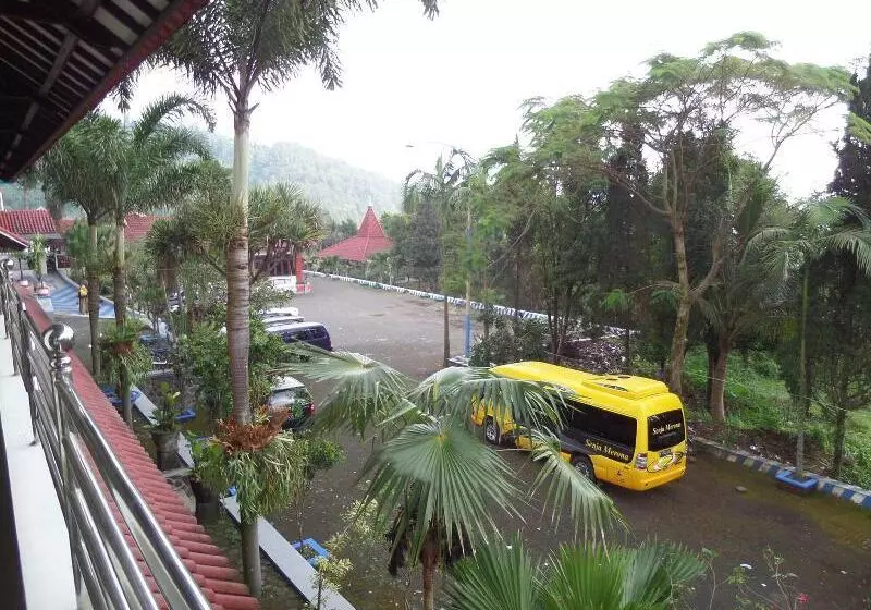 Majatalo Sukapura Permai