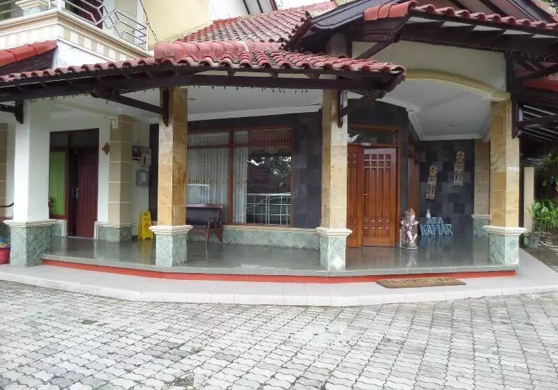 Majatalo Sukapura Permai