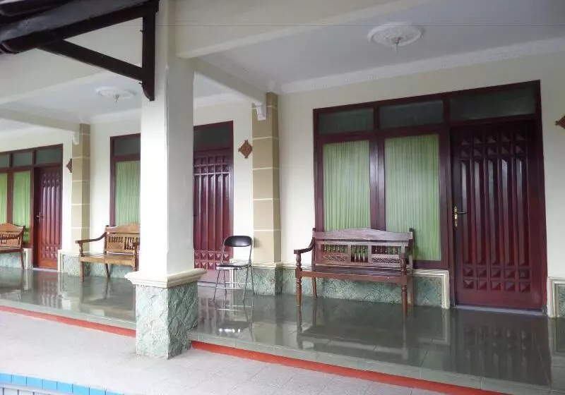 Majatalo Sukapura Permai