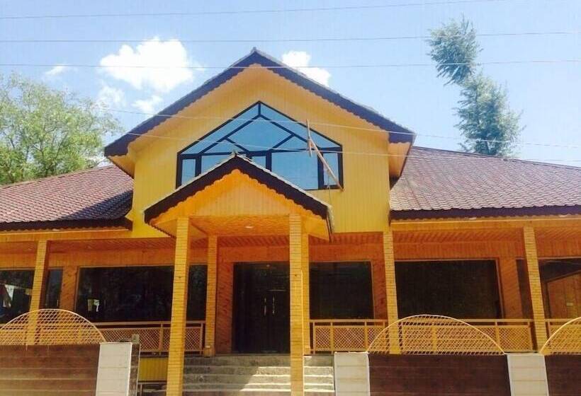 Adb Rooms Hotel Paradise Retreat