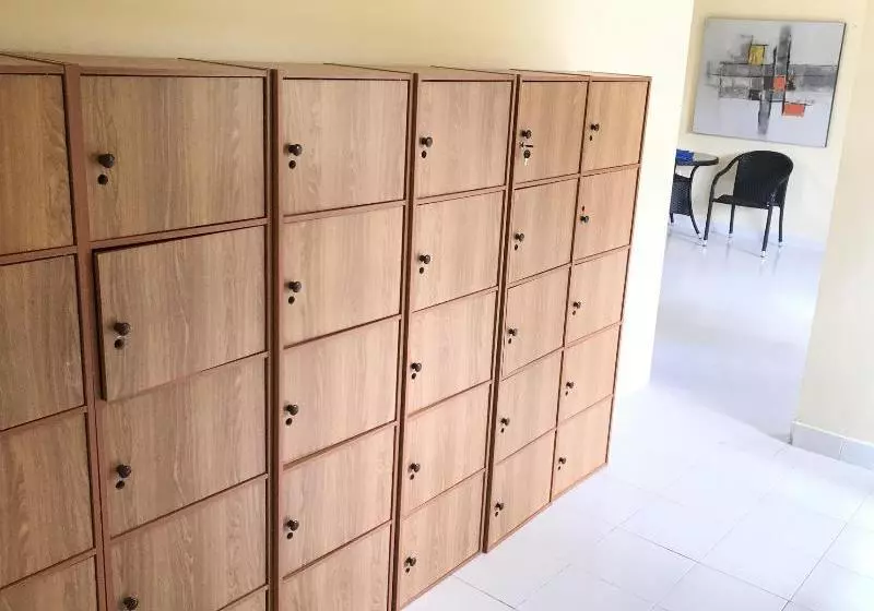 Retkeilymaja Legong Dormitory