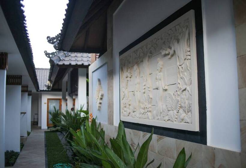 住宿加早餐  Villa Casablanca Surf Keramas