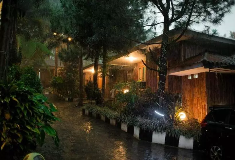 Bed & Breakfast Villa Dgyp Ciater