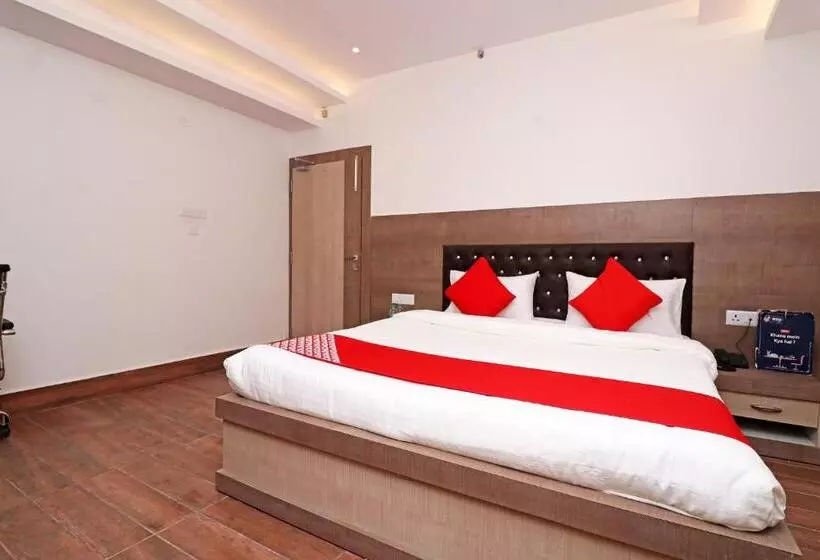 Capital O 22194 Hotel Triveni Sangam