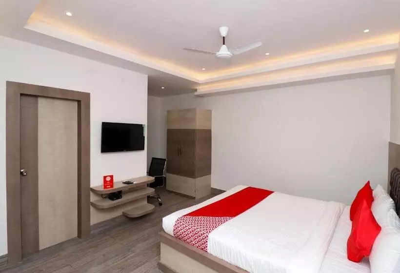 Capital O 22194 Hotel Triveni Sangam