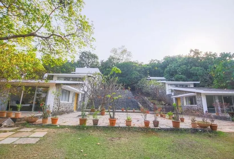 Hotelli Beyond Stay Mahua Bagh Murud