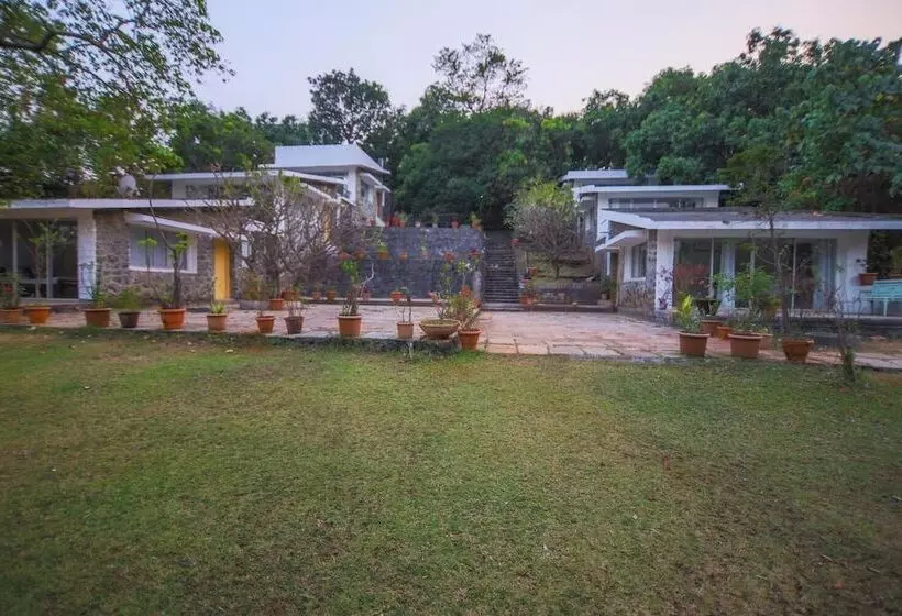 Hotelli Beyond Stay Mahua Bagh Murud