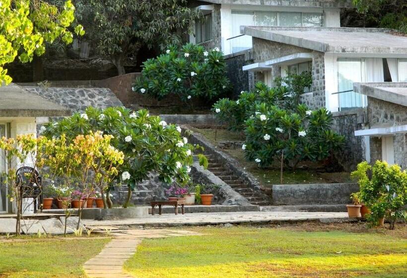 Hotel Beyond Stay Mahua Bagh Murud