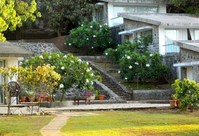 Hotelli Beyond Stay Mahua Bagh Murud