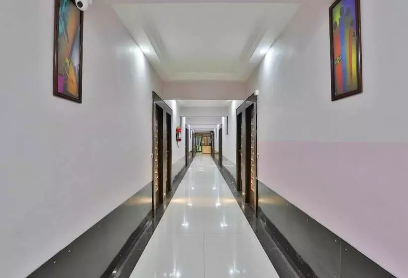 Hotel Daksh