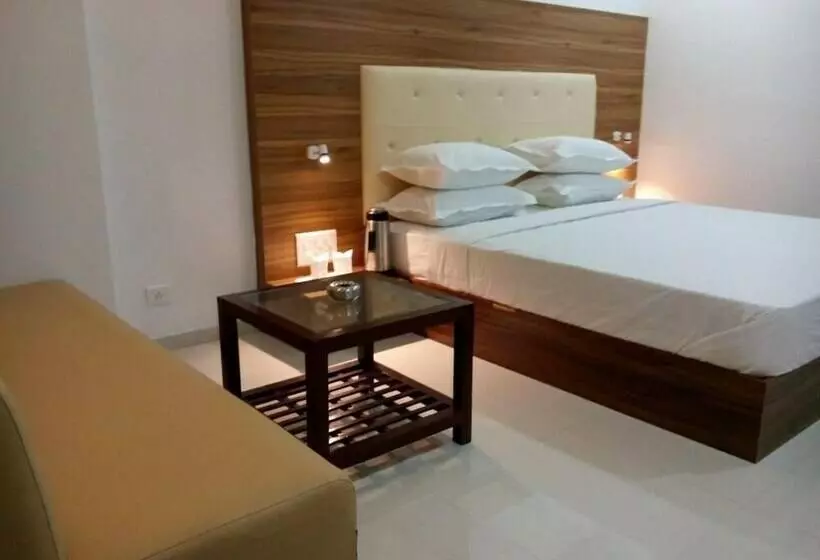 Hotel Daksh