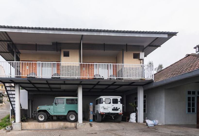 Otel Herman Homestay By Oyo Rooms