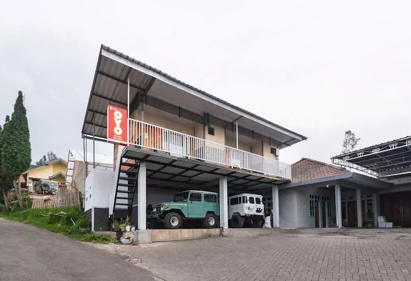 Hotelli Herman Homestay By Oyo Rooms