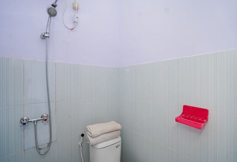 Otel Herman Homestay By Oyo Rooms