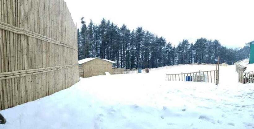 Hotell Junglee Camps & Resort